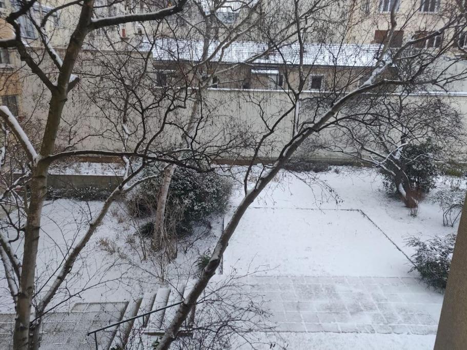 Studio Calme Et Lumineux, Parking Disponible, 100m De Nation * Parijs